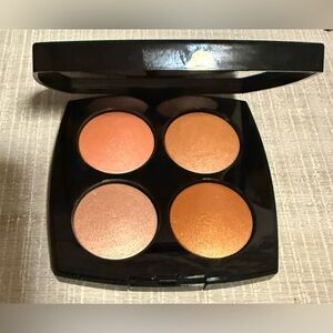 Chanel JEUX DE LUMIÈRES Multi-Use Eyeshadow and Highlighter Palette